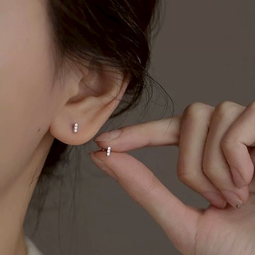 [December]耳釘 耳環 純銀耳釘  耳飾 耳環 女生耳釘925銀滿鑽一字耳釘 閨蜜耳釘 養耳洞防過敏耳釘