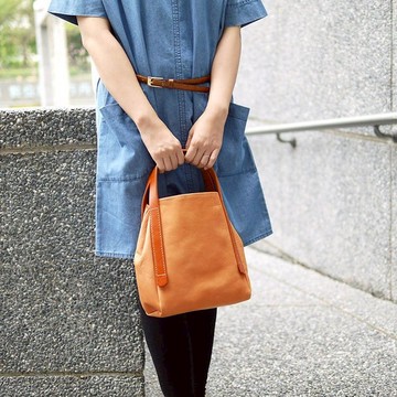 日本手工植鞣革 輕巧柔軟手提包  Made in Japan  by TEHA' AMANA