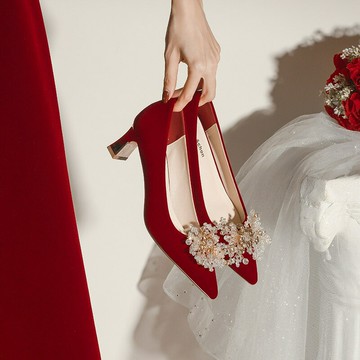 【含稅/免運】 C588-12粗跟尖頭紅色婚鞋新娘鞋2023年新款高跟鞋淺口大碼40-43