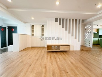 專任-孩子國樓中樓/室內48坪以上高雅裝潢\採光佳｜台中市北屯區東山路一段