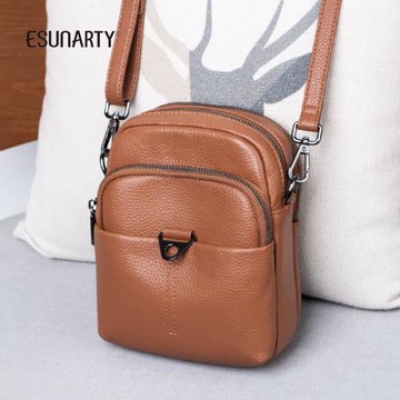 手機包女斜挎2025新款洋氣小包包品牌真皮輕便小挎包女寬帶單肩包