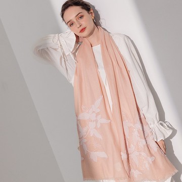 【輕奢】Tyche蝴蝶花蕾絲刺繡純羊絨Cashmere圍巾