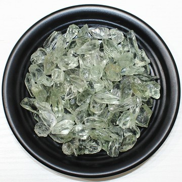 如鴻天然綠水晶原石擺件戒面毛料礦石小顆粒滴膠填充香薰石頭