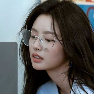 韓版時尚新款太陽眼鏡女明星旅行拍照防紫外線遮陽潮素顏百搭墨鏡