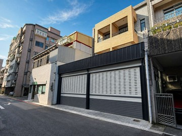 羅東文教核心●全新電梯四套房●整層主臥豪邸｜宜蘭縣羅東鎮光明街