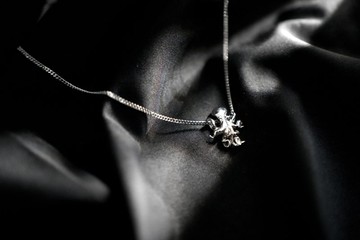 跳海實驗銀飾項鏈中性極簡男女設計師款吊墜百搭章魚八爪魚