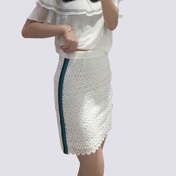 季候風夏季通勤A字短裙修身包臀撞色蕾絲拼接半身裙女8212QH817