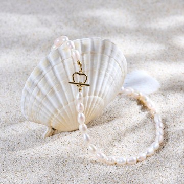 天然白色米型淡水珍珠項鍊 6–7mm 金色愛心扣溫柔甜美情人節禮物