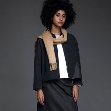 暗流弧形拼接拉鍊外套