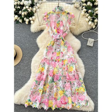 法式復古優雅鏤空鉤花蕾絲高領小飛袖收腰長款連衣裙女顯瘦禮服裙