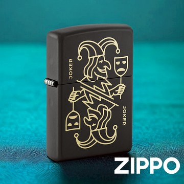 ZIPPO 黑金撲克-啟示錄小丑防風打火機 46290 雷雕工藝 純黑底色 典雅金線 古典撲克牌元素 終生保修