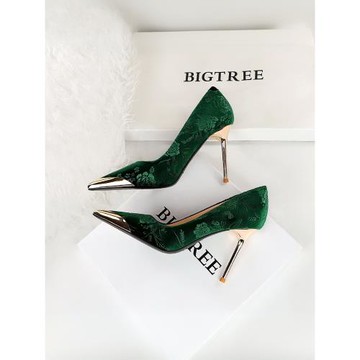 宴會歐美風女鞋尖頭單鞋金屬壓紋絨面花朵西施高跟鞋高跟仙女晚晚