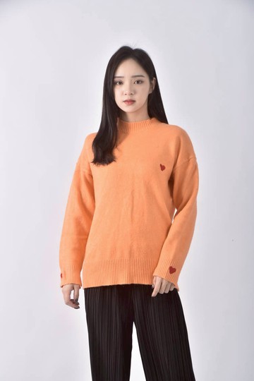 (L) 愛心橘色毛衣