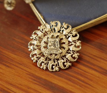 金銀寶貝 古董比利時DINANT銀色新藝術雕花別針胸針 B1750