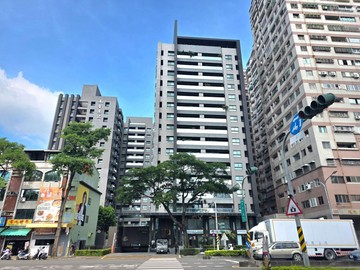 河堤社區-太普上河堤邊間2房平車衛浴開窗｜高雄市三民區民族一路