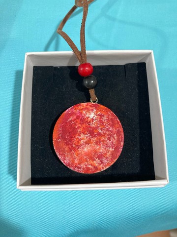帶著一個專屬你的星球 星球系列-手繪木製火星項鍊