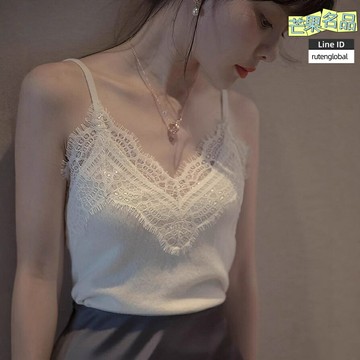 【V領顯瘦】蕾絲吊帶背心 女裝 打底衫 內搭 上衣 修身版型 蕾絲針織面料 夏季外穿 多色可選 時尚百搭單品