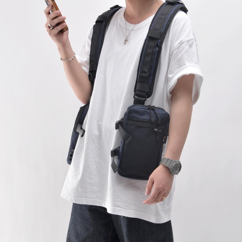 エンジニアードガーメンツ ボディ ショルダー バッグ ベスト Engineered Garmentsのから登場のおすすめベストたちをご紹介