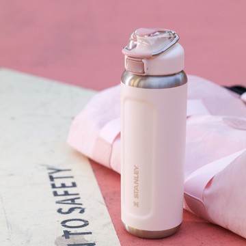 STANLEY 經典系列 彈蓋提環水壺 0.7L / 山櫻粉