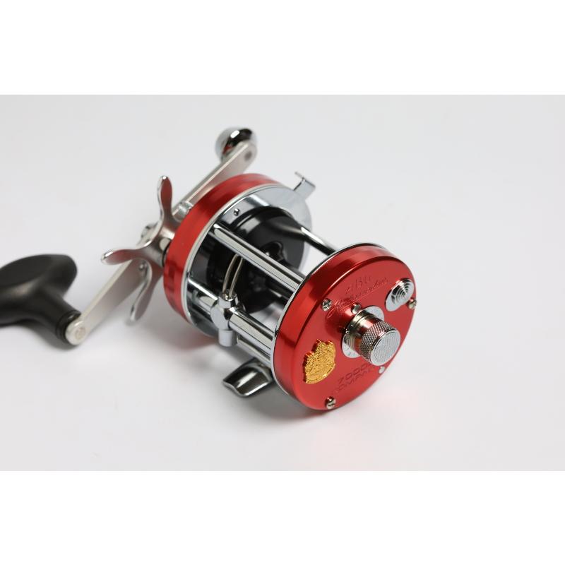 Abu Garcia Ambassadeur 7000 C SYNCRO Baitcasting Fishing Reel