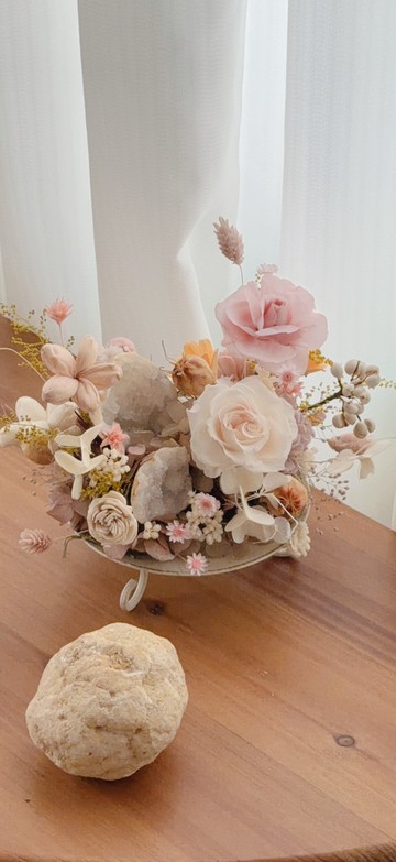 敲開你的幸運水晶 水晶香氣花藝課程