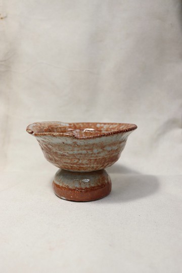 志野手捏高腳盆器-1