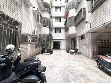 南紡平實商圈三房+平車｜台南市東區裕農路