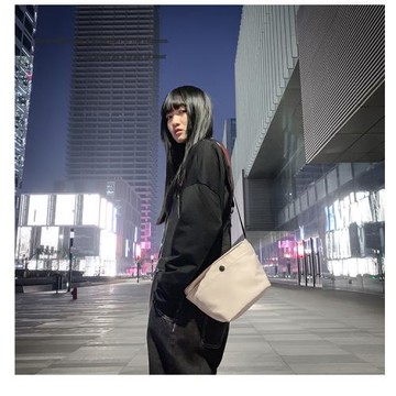 優家同款小包2022新款男女單肩斜跨包防水斜挎包ins布包時尚港版