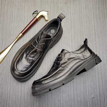 真皮系帶休閑皮鞋男士時尚厚英倫風底商務大碼男鞋軟底透氣鞋子男