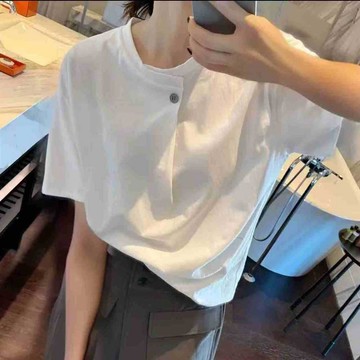【台灣出貨】 純棉短袖t恤 女生上衣 女生t 寬鬆t純棉大碼一粒扣設計感短袖上衣女夏季新款寬鬆顯瘦時尚打底衫