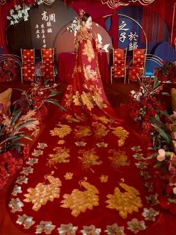 秀禾服新娘2022年新款大拖尾中式婚禮長披風古裝嫁衣鳳冠霞帔披肩