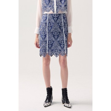 AVVJOY巴洛克蕾絲窄裙優雅大器充滿女人味精緻雕花蕾絲