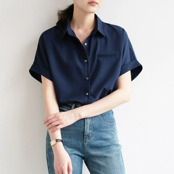 深藍色襯衫女設計感實穿百搭寬鬆慵懶時尚短袖抗皺舒適襯衫女夏季