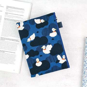 Chuyu B6/32K花布單筆插拉鍊書衣/書套/日誌合身書套-03藍池白鴨