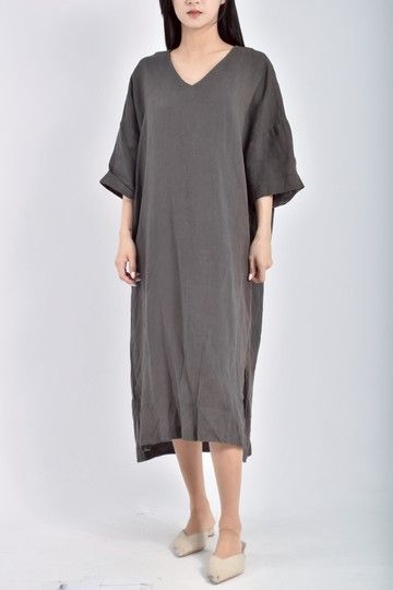 (F) triangle質感短袖黑色洋裝