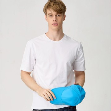 來自日本運動休閒領導品牌《Sasaki》高彈力排汗速乾功能經典素面圓領短衫/634011(雪白)