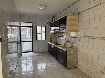 小港平面車位大公寓/有專屬車位/等您預約賞屋｜高雄市小港區信義二路