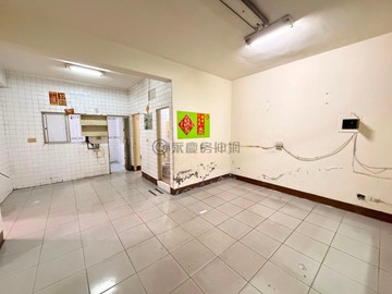 武慶新富商圈新甲國小輕軌公寓一樓｜高雄市鳳山區武慶二路