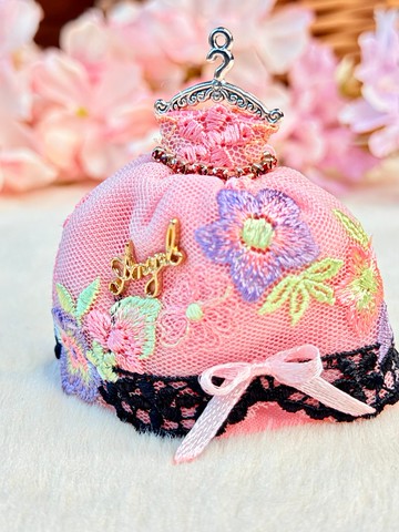 馨成女紅-精緻桃粉黑色撞色蕾絲禮服鑰匙圈-6公分迷你款