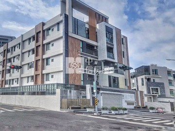 商60小王子面公園兩房平車華廈｜台南市安南區義吉街