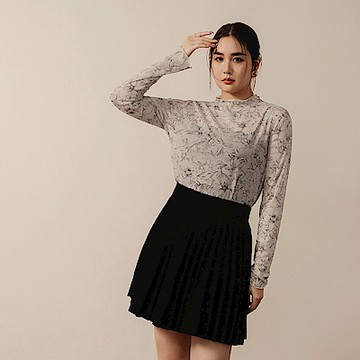 雲朵自訂款-花卉印花木耳邊微透膚上衣-OB大尺碼