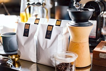 Brother TZe-354 特殊規格標籤帶 ( 24mm 黑底金字 )