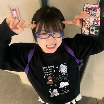 【 𝑭𝒍𝒐𝒘𝒆𝒓𝒔𝒆𝒂】小個子 減齡 顯瘦黑色 重磅大學T 休閒復古 圓領衛衣 秋冬加絨 長袖大學T 刷毛大學T