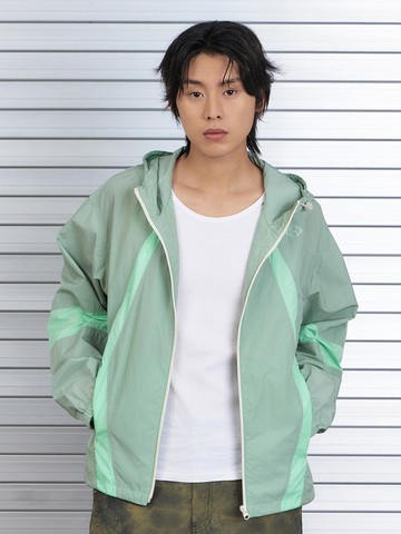 PANELED LIGHT WIND JUMPER [GREEN GREEN]