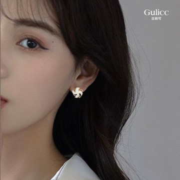 Gulicc 旋轉 風車 耳環(飾品 耳飾 耳釘 耳環 耳墜 禮物 雙11 聖誕節)