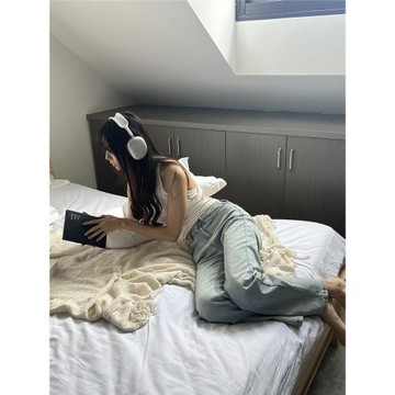 LessDetail薄款的微喇高彈牛仔褲顯高顯瘦超舒適高個子小個子適配