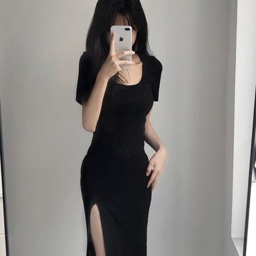爆款直降價 女裝 洋裝 顯瘦洋裝 連身裙 裙裝  復古連衣裙女2026新款夏季氣質修身純欲辣妹內搭包臀裙開叉長裙女