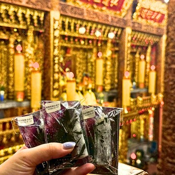 1221 冬至天赦日加持✶ 健康擋煞幾霸分✶ 白武士款黑髮晶柱 馬年必備擋煞| 碧璽髮 水晶柱 淨化 水晶療癒桌上型 天然水晶 握件 空間風水擺件(專屬配對) S25BS18-03W