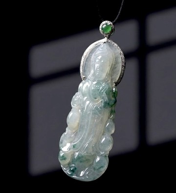 冰種飄花翡翠觀音菩薩項鍊18K金鑽石 | 天然緬甸玉翡翠A貨 | 送禮