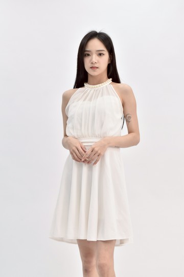 (M) 【沈瑾暘私服】air space雪紡掛脖白色洋裝